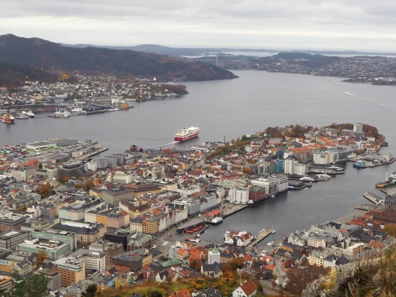 Fullt hus i Bergen